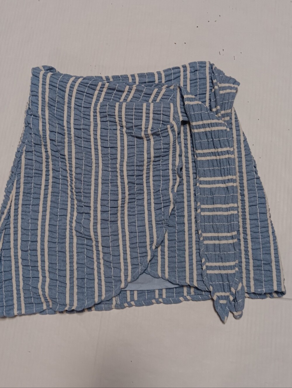 LOST + WANDER blue and white striped pucker textured wrap miniskirt, S